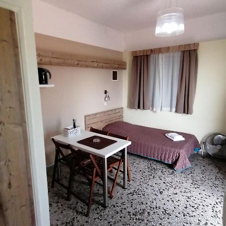 Villa Teo Kalamáta Buitenkant foto