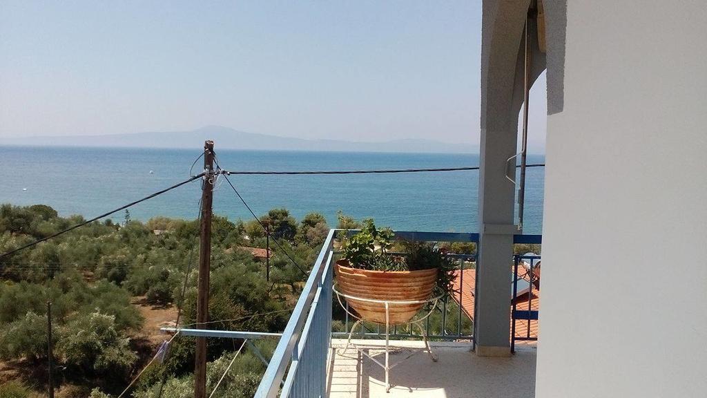 Villa Teo Kalamáta Buitenkant foto