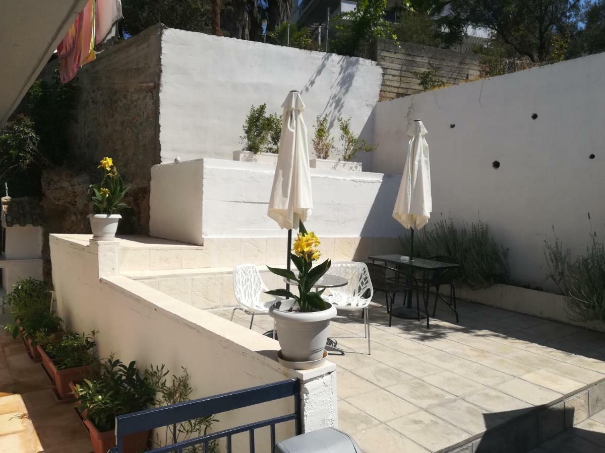 Villa Teo Kalamáta Buitenkant foto